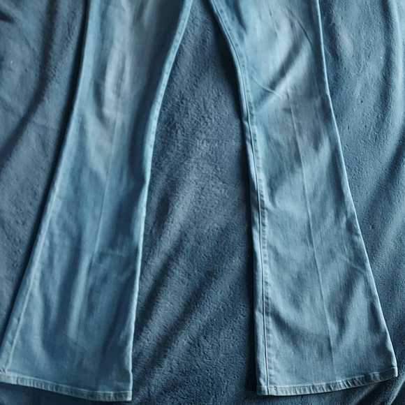 Frame Denim Le High Flare jeans. Size 28 - Picture 5 of 10